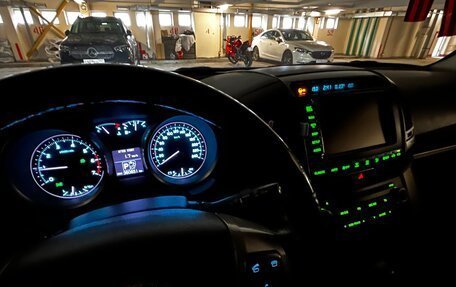 Toyota Land Cruiser 200, 2011 год, 3 100 000 рублей, 8 фотография