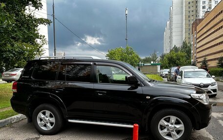 Toyota Land Cruiser 200, 2011 год, 3 100 000 рублей, 3 фотография