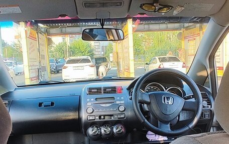 Honda Fit III, 2002 год, 399 000 рублей, 9 фотография