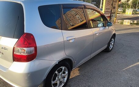 Honda Fit III, 2002 год, 399 000 рублей, 6 фотография