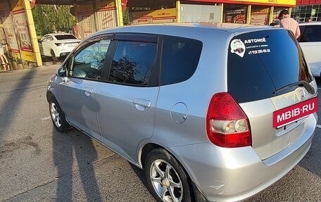 Honda Fit III, 2002 год, 399 000 рублей, 7 фотография