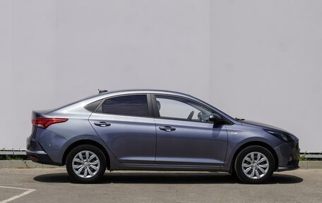 Hyundai Solaris II рестайлинг, 2020 год, 1 670 000 рублей, 5 фотография