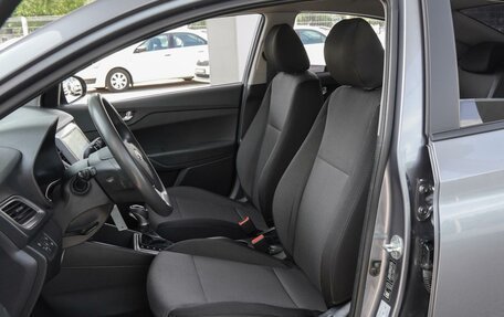 Hyundai Solaris II рестайлинг, 2020 год, 1 670 000 рублей, 10 фотография