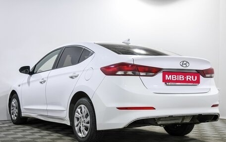 Hyundai Elantra VI рестайлинг, 2017 год, 973 000 рублей, 6 фотография