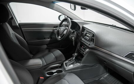 Hyundai Elantra VI рестайлинг, 2017 год, 973 000 рублей, 7 фотография