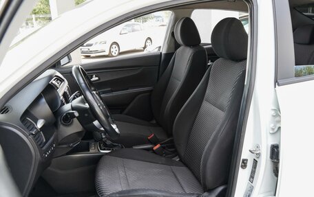 KIA Rio IV, 2018 год, 1 365 000 рублей, 10 фотография