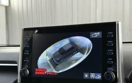 Toyota RAV4, 2021 год, 2 390 000 рублей, 29 фотография