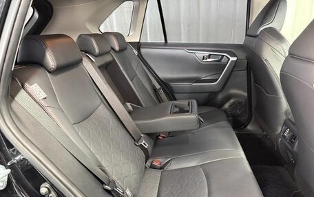 Toyota RAV4, 2021 год, 2 390 000 рублей, 37 фотография