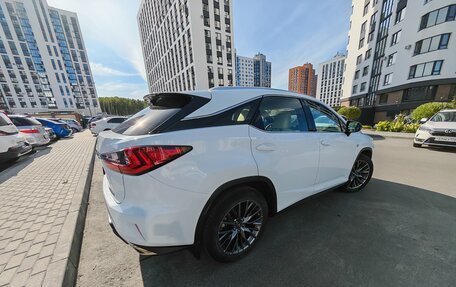 Lexus RX IV рестайлинг, 2016 год, 4 400 000 рублей, 8 фотография