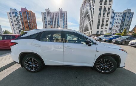 Lexus RX IV рестайлинг, 2016 год, 4 400 000 рублей, 9 фотография