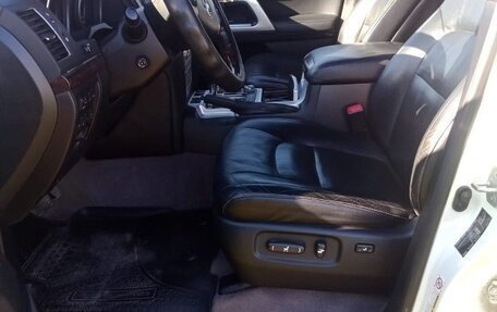 Toyota Land Cruiser 200, 2014 год, 5 700 000 рублей, 6 фотография