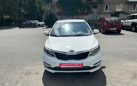 KIA Rio III рестайлинг, 2015 год, 760 000 рублей, 2 фотография