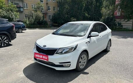 KIA Rio III рестайлинг, 2015 год, 760 000 рублей, 4 фотография