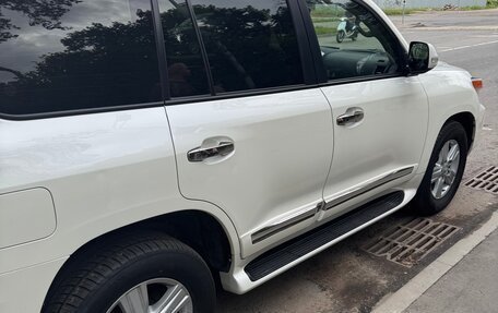 Toyota Land Cruiser 200, 2014 год, 4 990 000 рублей, 7 фотография