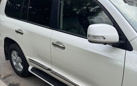 Toyota Land Cruiser 200, 2014 год, 4 990 000 рублей, 3 фотография