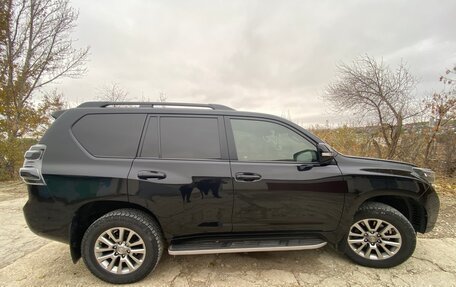Toyota Land Cruiser Prado 150 рестайлинг 2, 2017 год, 3 900 000 рублей, 8 фотография