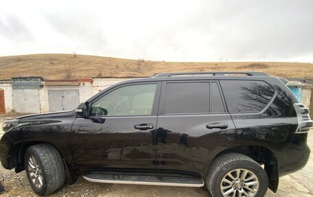 Toyota Land Cruiser Prado 150 рестайлинг 2, 2017 год, 3 900 000 рублей, 7 фотография