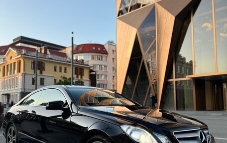 Mercedes-Benz E-Класс, 2013 год, 1 900 000 рублей, 3 фотография