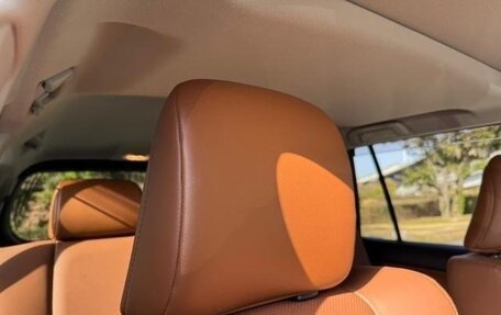 Toyota Land Cruiser Prado 150 рестайлинг 2, 2022 год, 3 950 000 рублей, 33 фотография