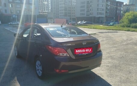 Hyundai Solaris II рестайлинг, 2015 год, 998 000 рублей, 5 фотография