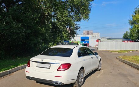 Mercedes-Benz E-Класс, 2020 год, 4 000 000 рублей, 7 фотография