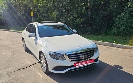 Mercedes-Benz E-Класс, 2020 год, 4 000 000 рублей, 4 фотография