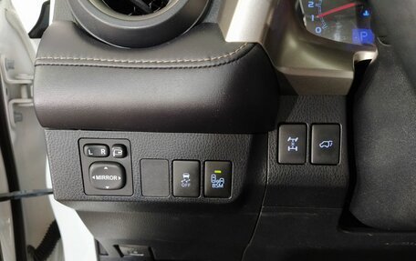 Toyota RAV4, 2013 год, 1 849 000 рублей, 15 фотография