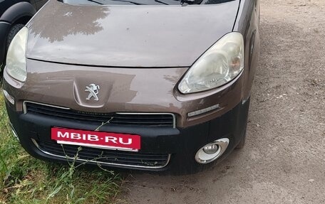 Peugeot Partner II рестайлинг 2, 2012 год, 600 000 рублей, 4 фотография