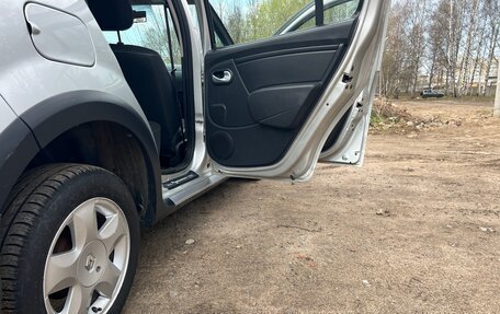 Renault Sandero I, 2014 год, 825 000 рублей, 9 фотография