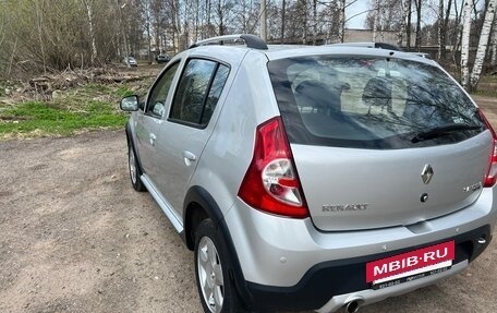 Renault Sandero I, 2014 год, 825 000 рублей, 7 фотография