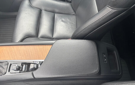 Volvo XC90 II рестайлинг, 2018 год, 3 200 000 рублей, 14 фотография