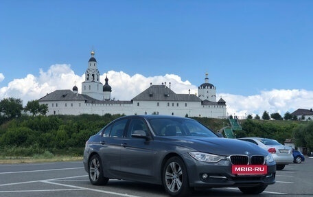 BMW 3 серия, 2015 год, 2 650 000 рублей, 14 фотография