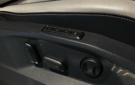 Volkswagen Tiguan II, 2018 год, 2 750 000 рублей, 11 фотография