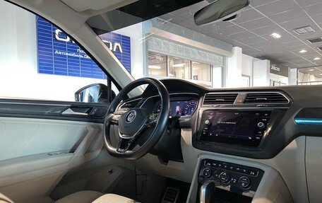 Volkswagen Tiguan II, 2018 год, 2 750 000 рублей, 31 фотография