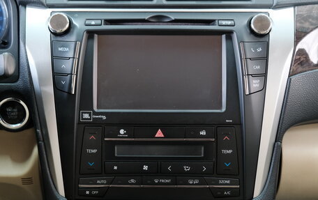 Toyota Camry, 2016 год, 2 399 000 рублей, 17 фотография