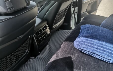 Toyota Land Cruiser 200, 2012 год, 4 650 000 рублей, 14 фотография