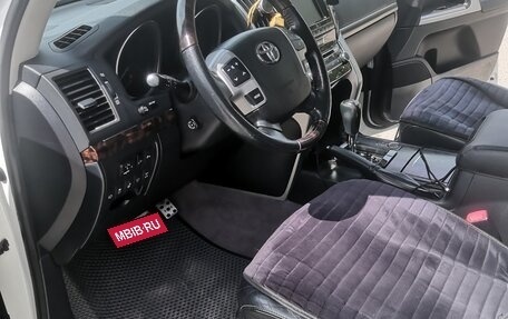 Toyota Land Cruiser 200, 2012 год, 4 650 000 рублей, 16 фотография