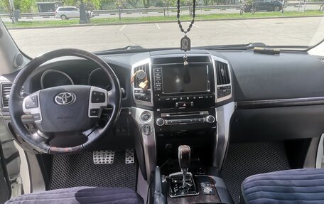 Toyota Land Cruiser 200, 2012 год, 4 650 000 рублей, 19 фотография