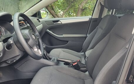 Volkswagen Jetta VI, 2011 год, 650 000 рублей, 9 фотография