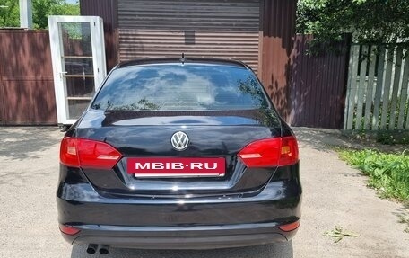 Volkswagen Jetta VI, 2011 год, 650 000 рублей, 5 фотография