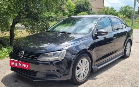 Volkswagen Jetta VI, 2011 год, 650 000 рублей, 3 фотография