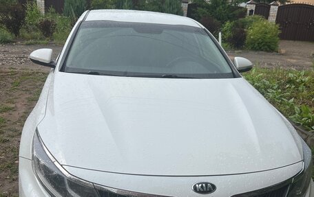 KIA K5 II, 2018 год, 1 830 000 рублей, 2 фотография