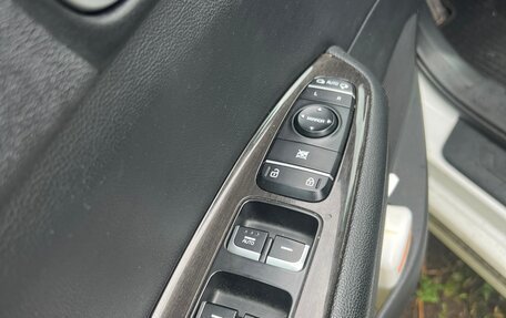 KIA K5 II, 2018 год, 1 830 000 рублей, 8 фотография