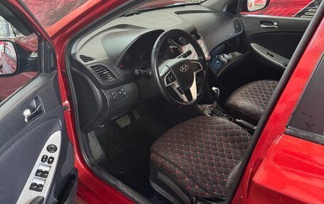 Hyundai Solaris II рестайлинг, 2012 год, 870 000 рублей, 4 фотография