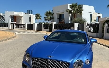 Bentley Continental GT III, 2018 год, 18 000 000 рублей, 2 фотография