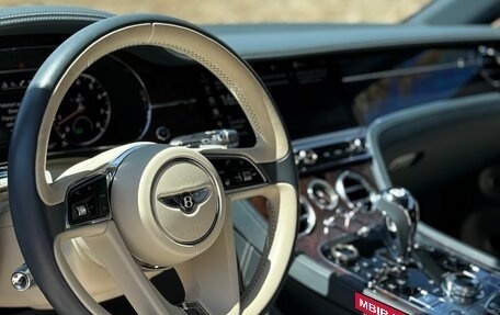 Bentley Continental GT III, 2018 год, 18 000 000 рублей, 10 фотография