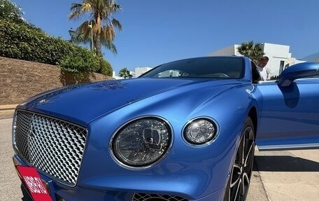 Bentley Continental GT III, 2018 год, 18 000 000 рублей, 16 фотография
