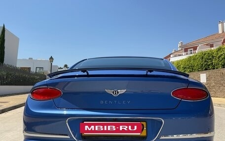 Bentley Continental GT III, 2018 год, 18 000 000 рублей, 28 фотография
