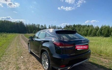 Lexus RX IV рестайлинг, 2020 год, 5 000 000 рублей, 3 фотография