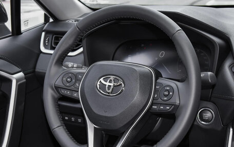 Toyota RAV4, 2024 год, 3 680 000 рублей, 30 фотография